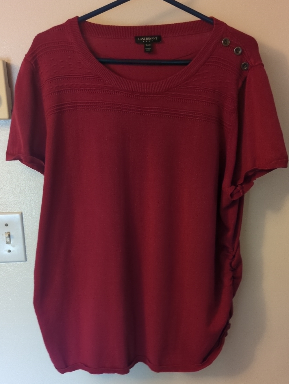 Lane Bryant 18/20 Short Sleeve Knit Top in Deep Red with Shoulder Buttons